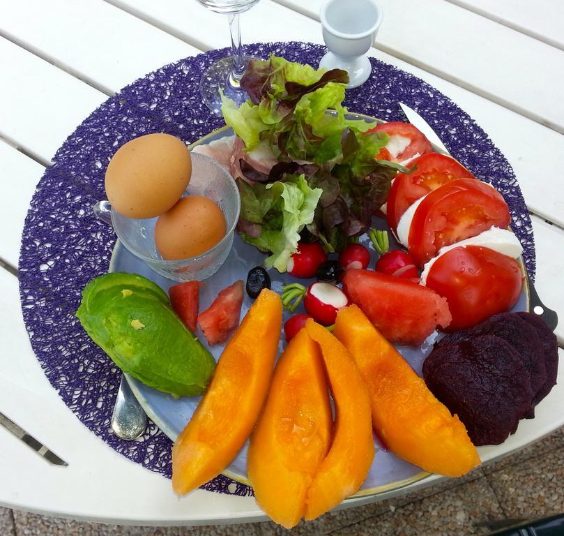 Les Hibiscus Bed & Breakfast Maisons-Laffitte Exterior foto